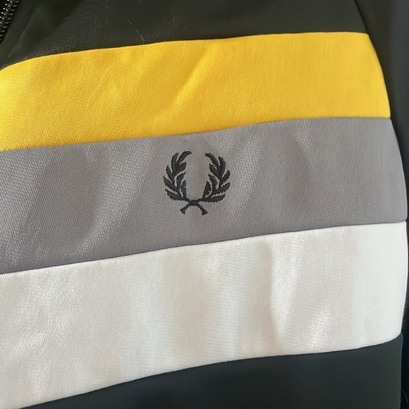 Fred Perry Track Jacket - Picture 5 of 5